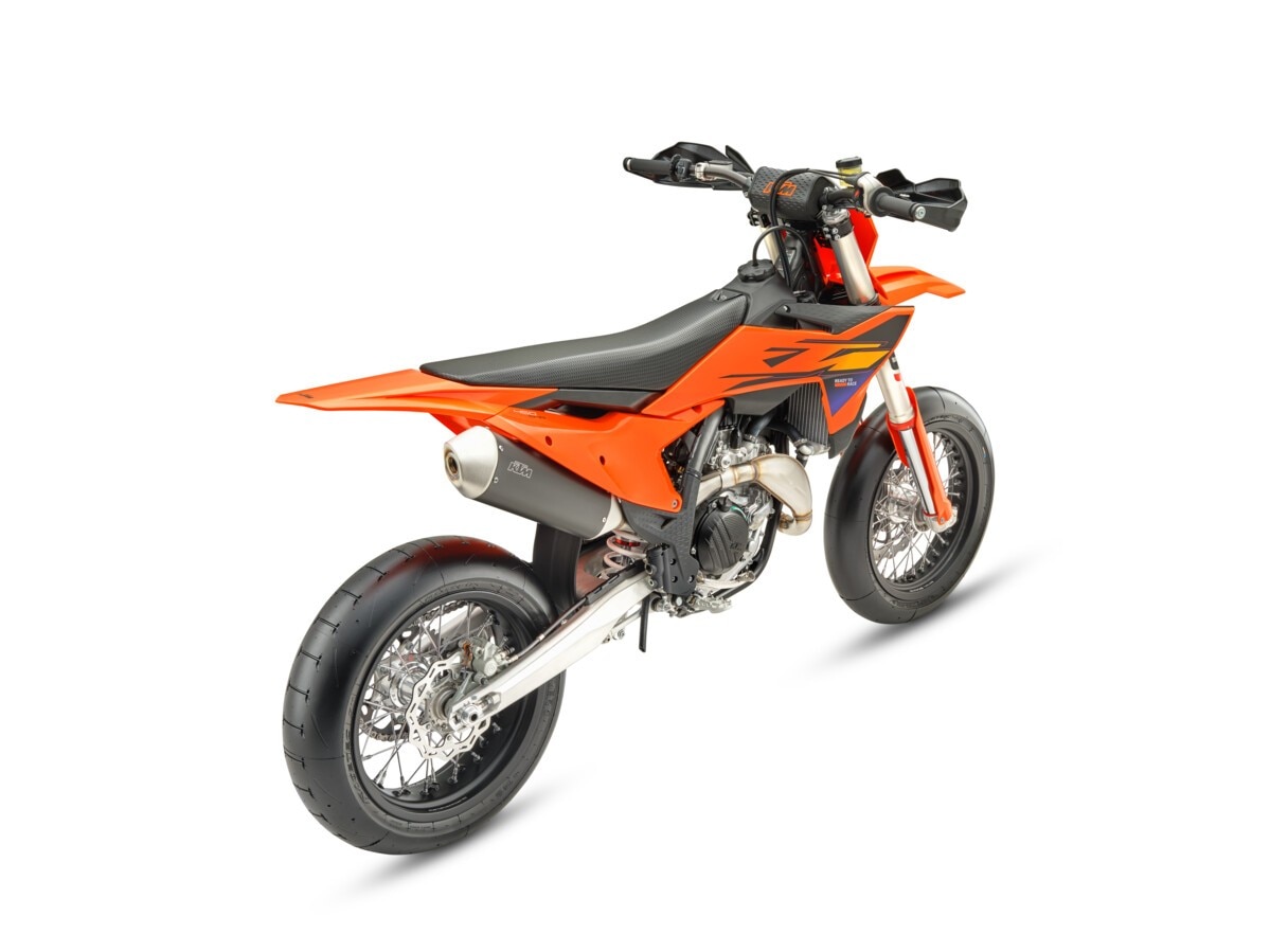 KTM presenta la 450 SMR 2026